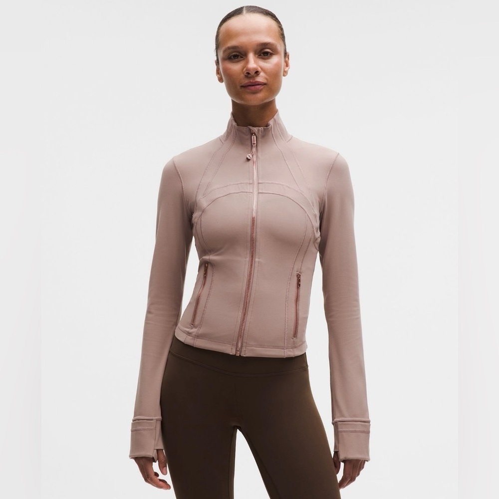 ✨ Lululemon NWT Size 8 Nulu Cropped Define Jacket Ashton Rose ✨